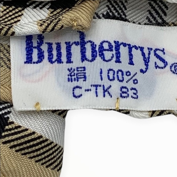 $1️⃣6️⃣5️⃣ BURBERRY Vintage Prorsum Nova Check Silk Scarf - Picture 3 of 4